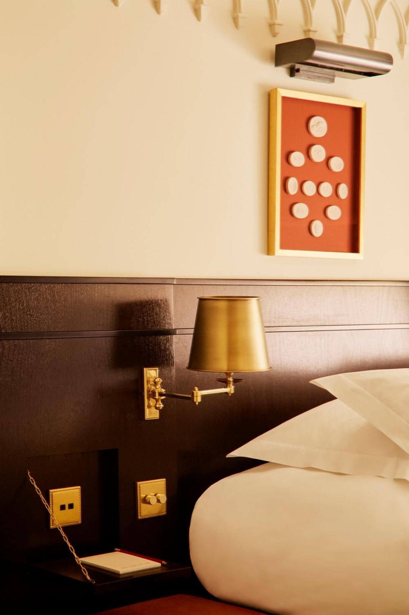 Grand Hotel Bellevue London Bagian luar foto