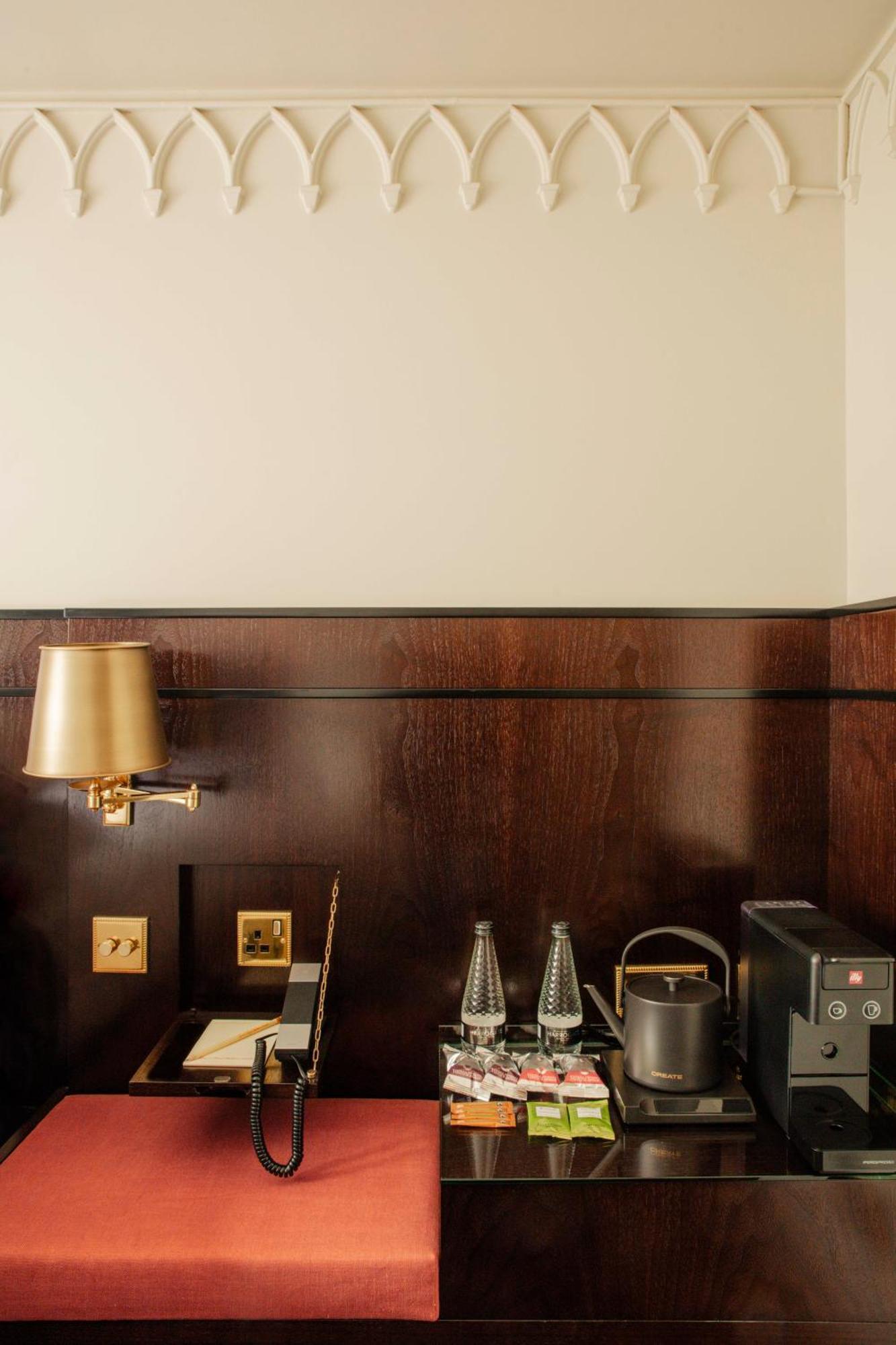Grand Hotel Bellevue London Bagian luar foto